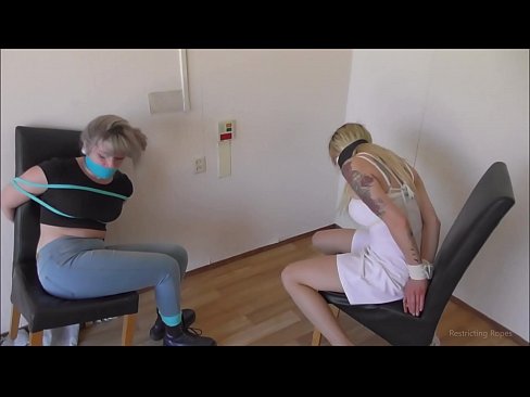 ❤️ Bağımlı / bağlı ve ağzı tıkalı / sıkıntı içinde küçük hanım ☑ Sikiş videosu  tr.massagecenter-yalta.ru